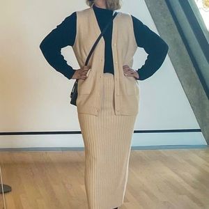 Zara sweater vest, size small